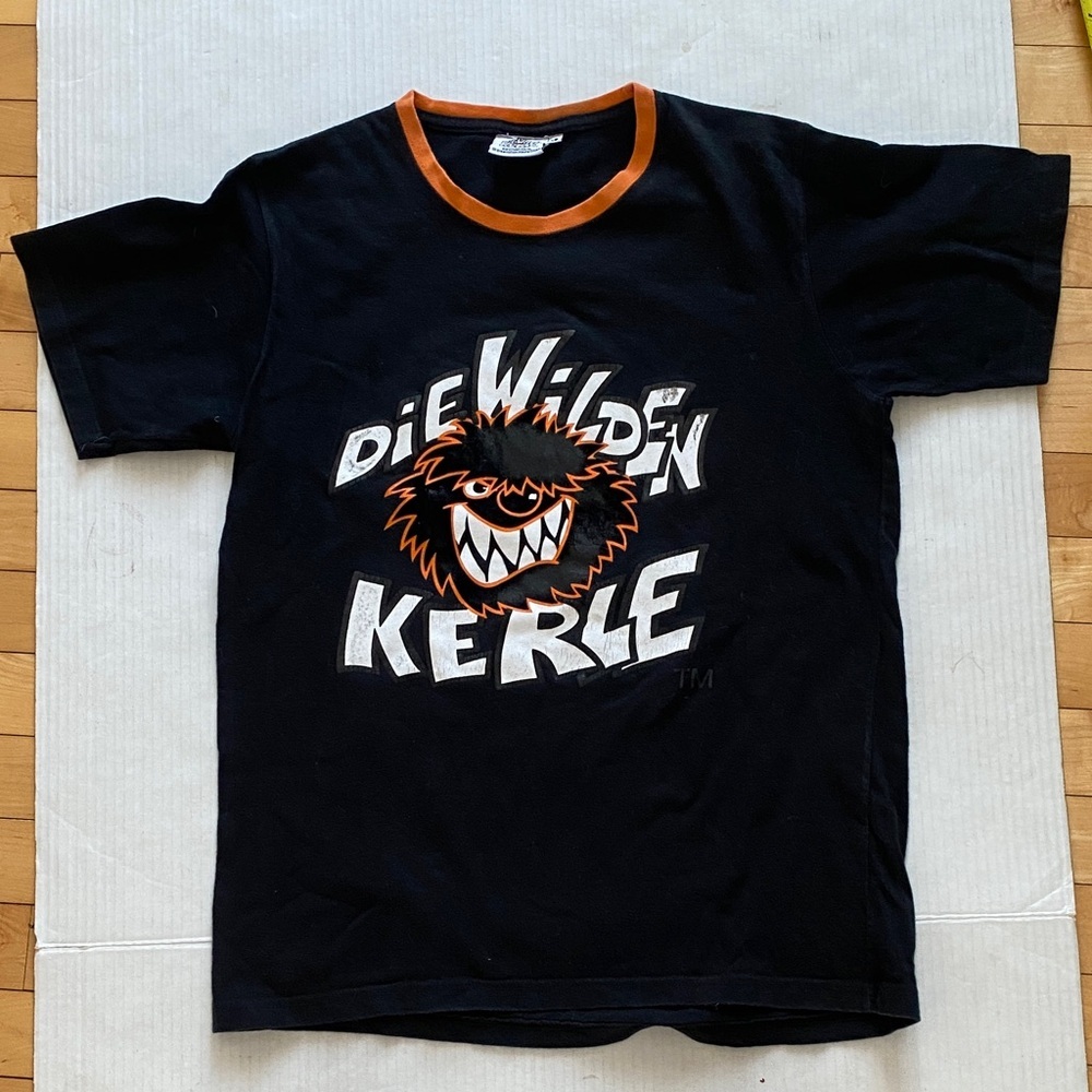 DIE WILDEN KERLE 🇩🇪 Wild Soccer Bunch kids VTG Short sleeved T-shirt Sze X-Small